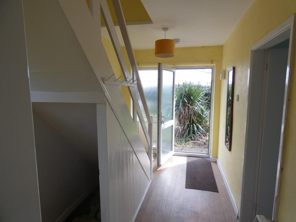 Hallway No.2 New ...