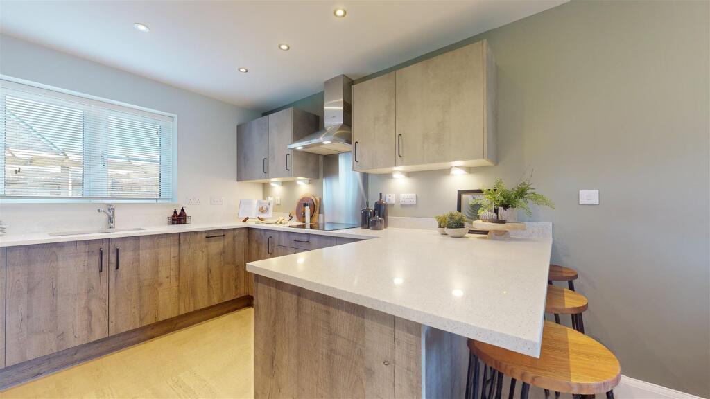 kitchen 2.jpg