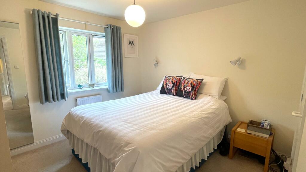 Bedroom One.jpg