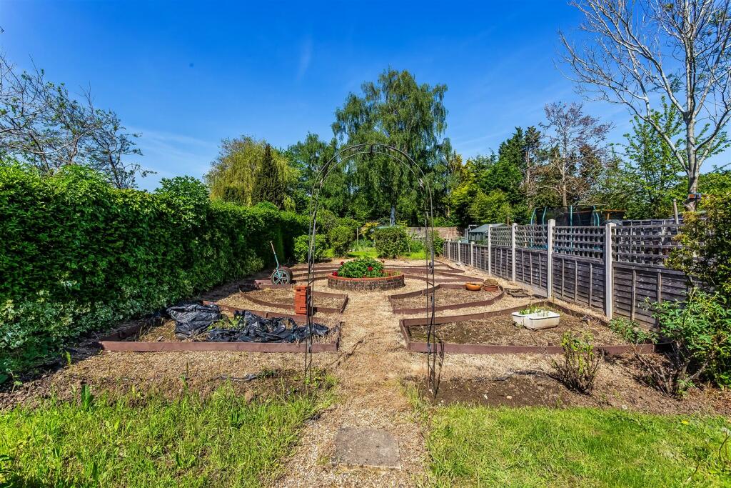 9-Raymead-Way-19.jpg