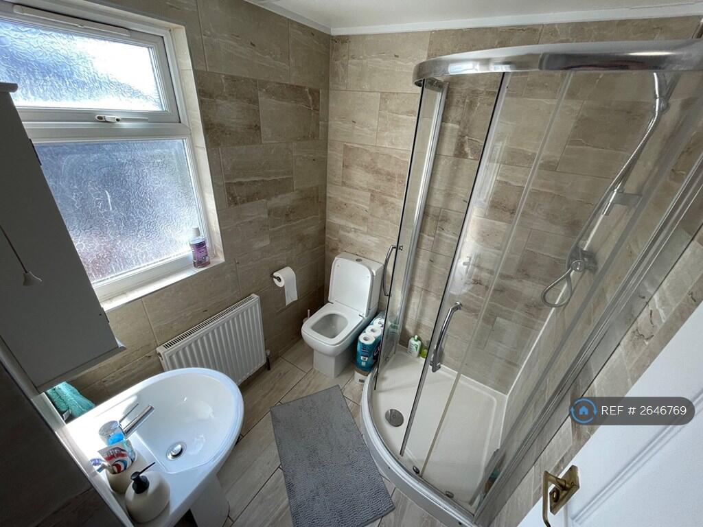 Upstairs Bathroom
