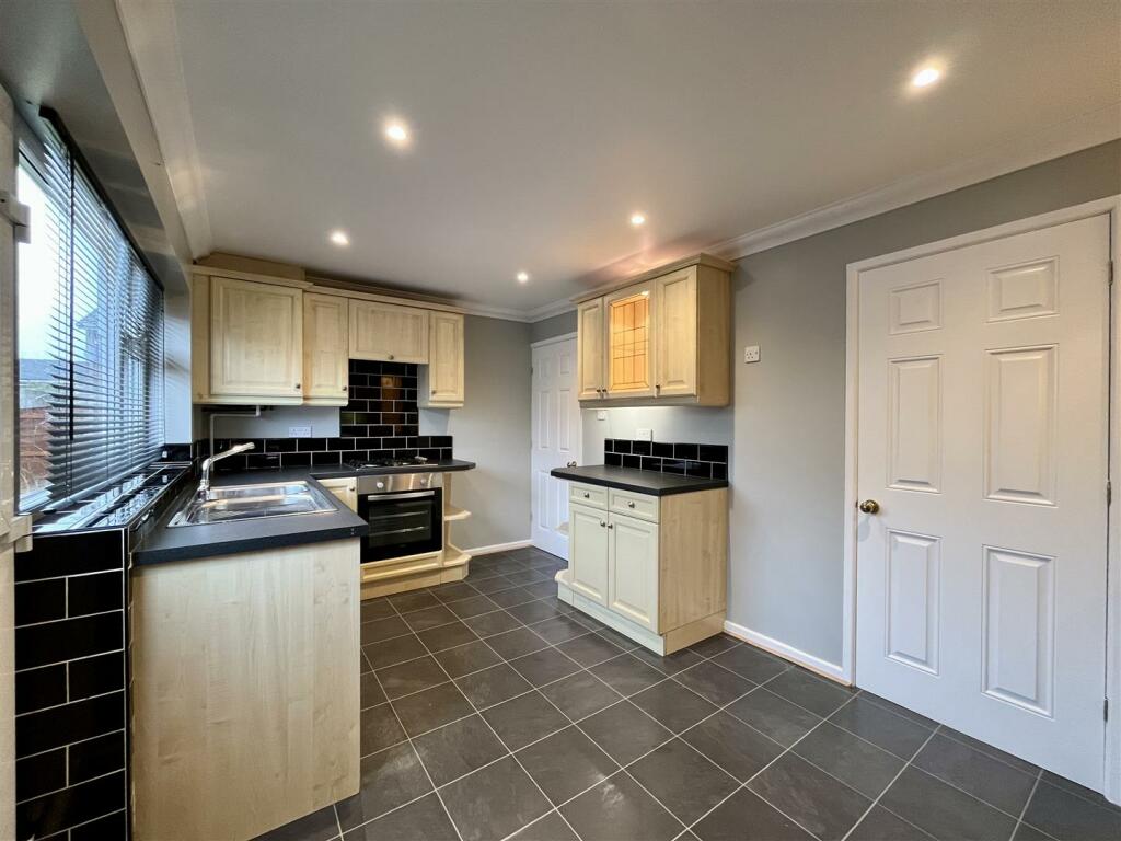 Breakfast Kitchen Aspect 3