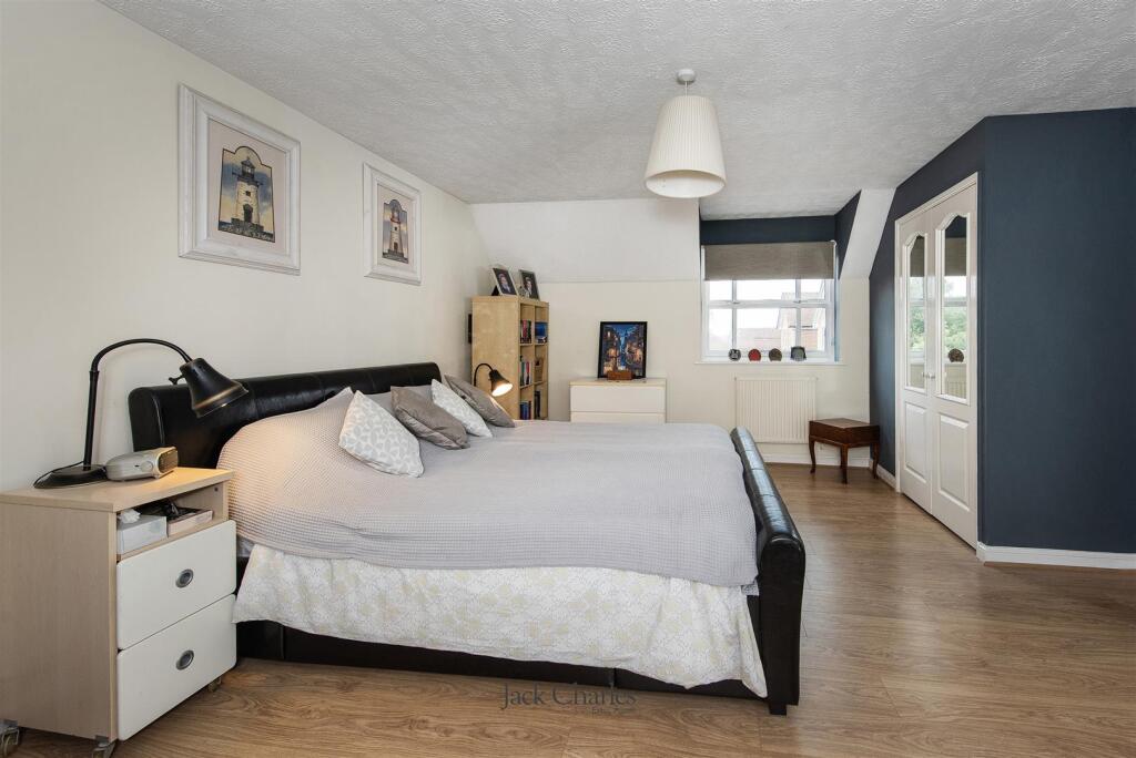 44 The Haydens, TN9 1NS 014.jpg