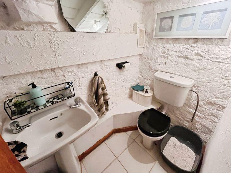 Separate wc