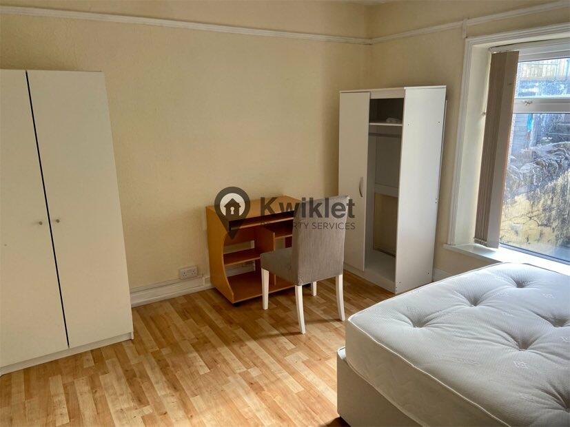 247120489_1248381175609940_6853720968852436342_n