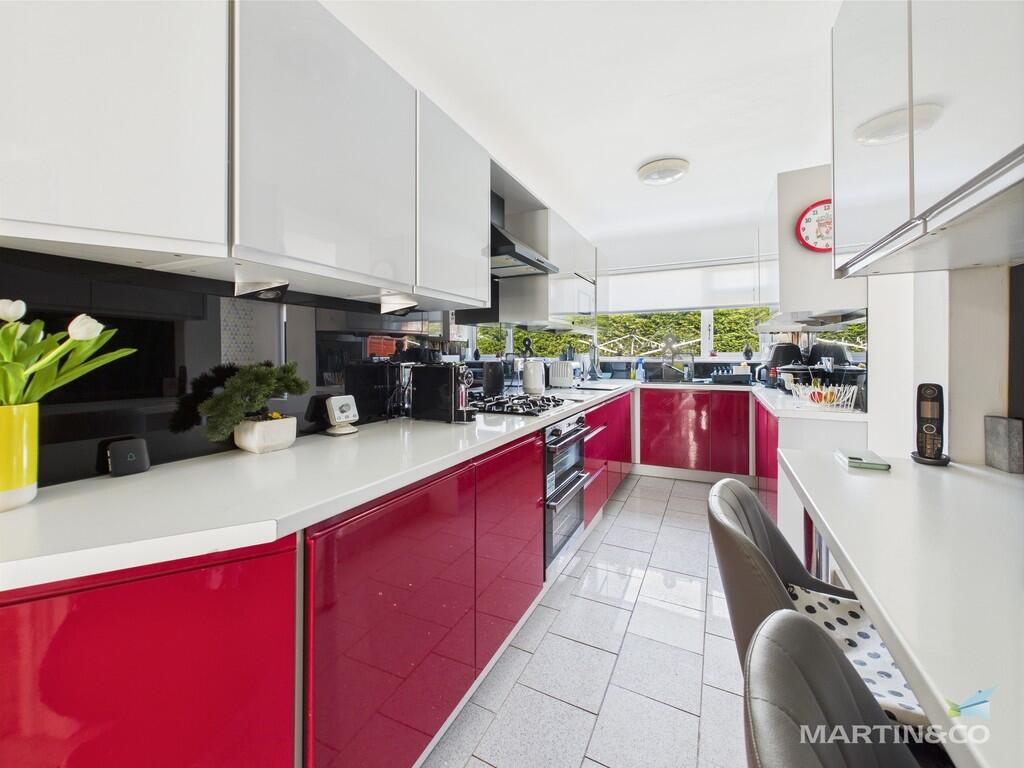 CAM03111G0-PR0321...