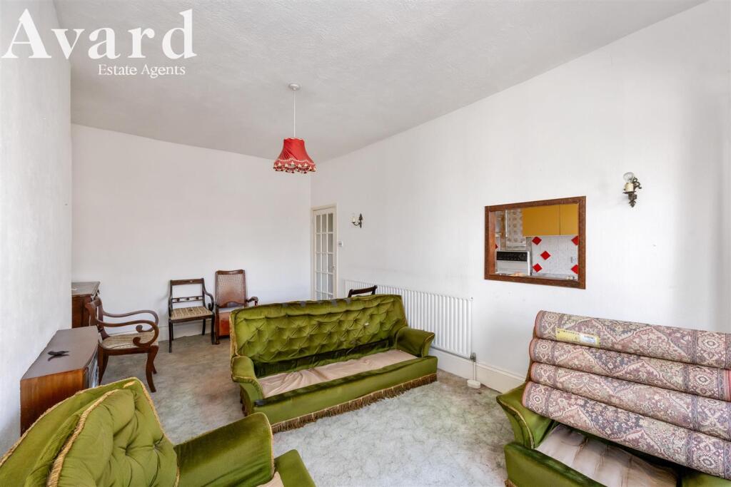 Sudeley Place 14, Flat 4-006.JPG