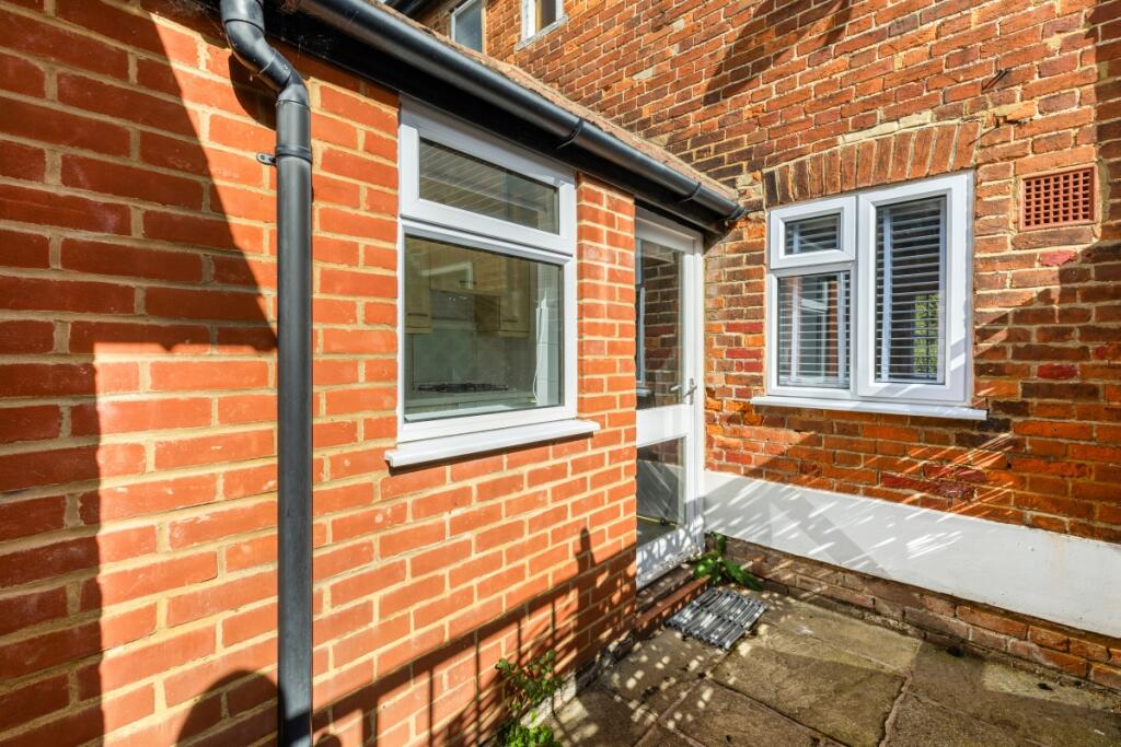 97851_2-Woodbine-...