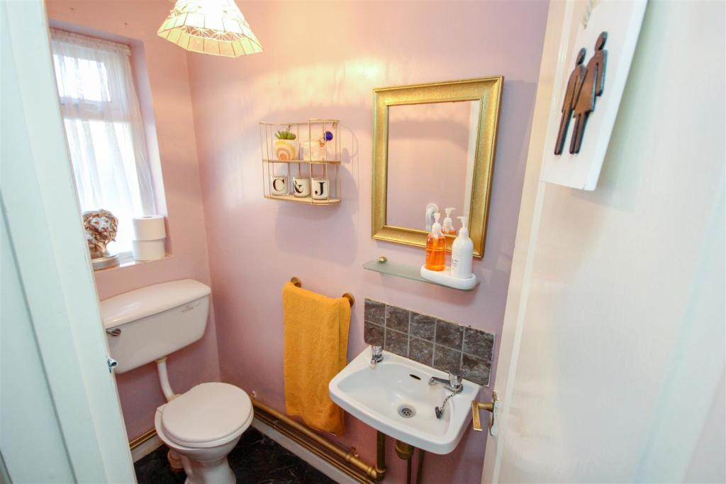 Cloakroom.jpg