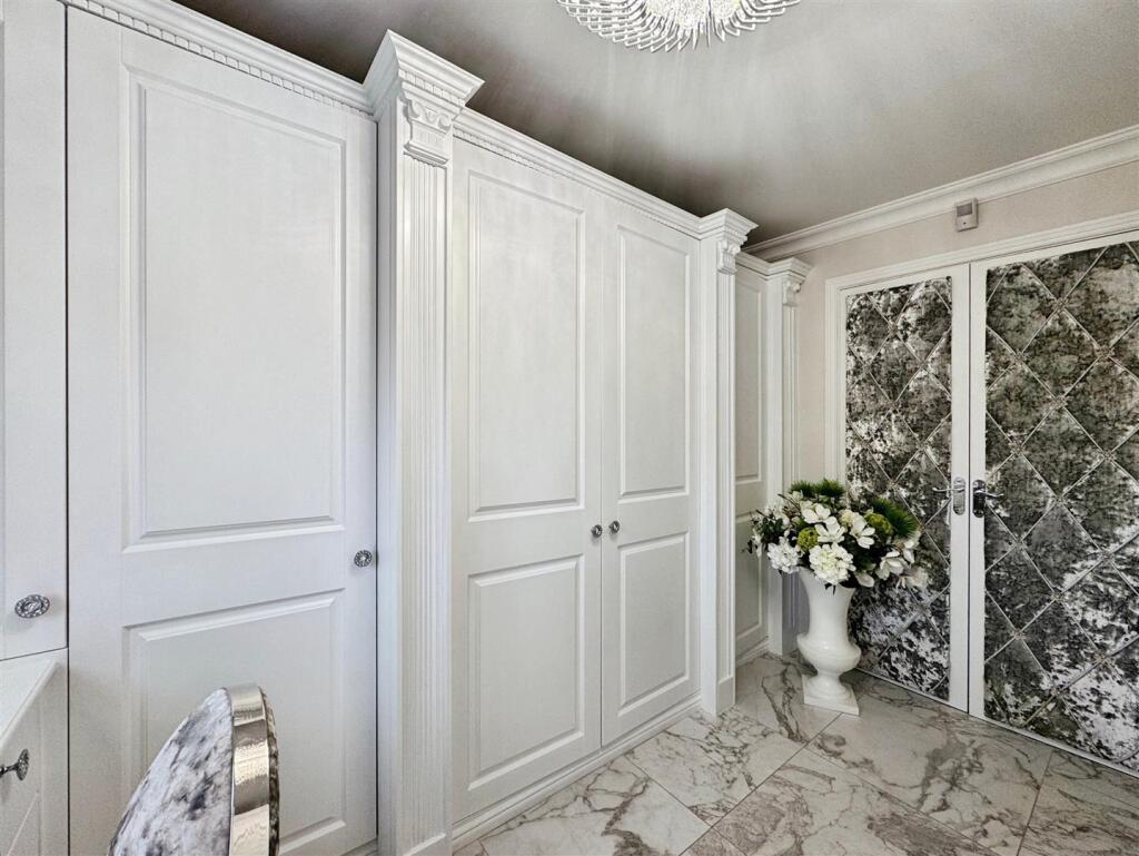 c70ee90f--42F9-B419-76B5D37244CD-19613-00000F0D2E3