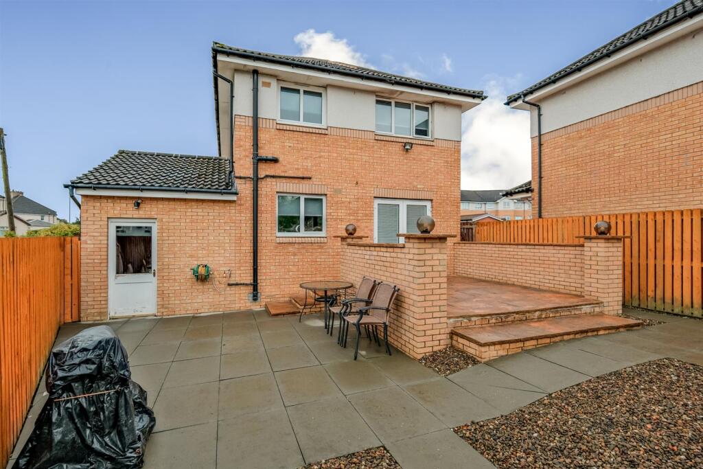 008-Devine Court, Wishaw, ML2 7ES.jpg