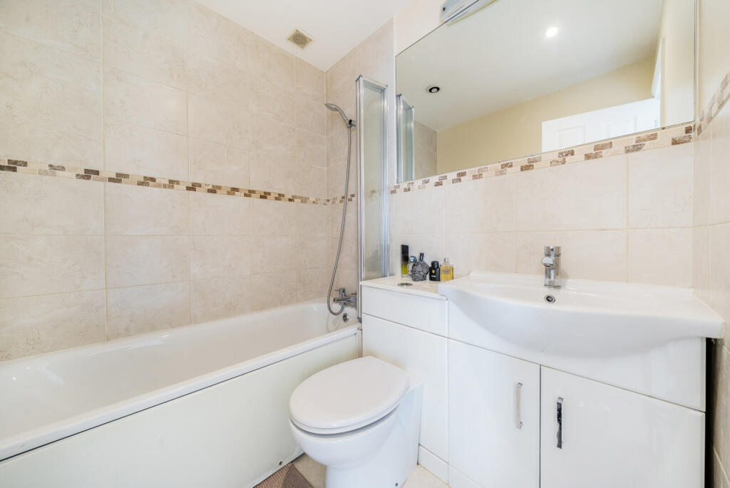 1339734-1-6895bfd...