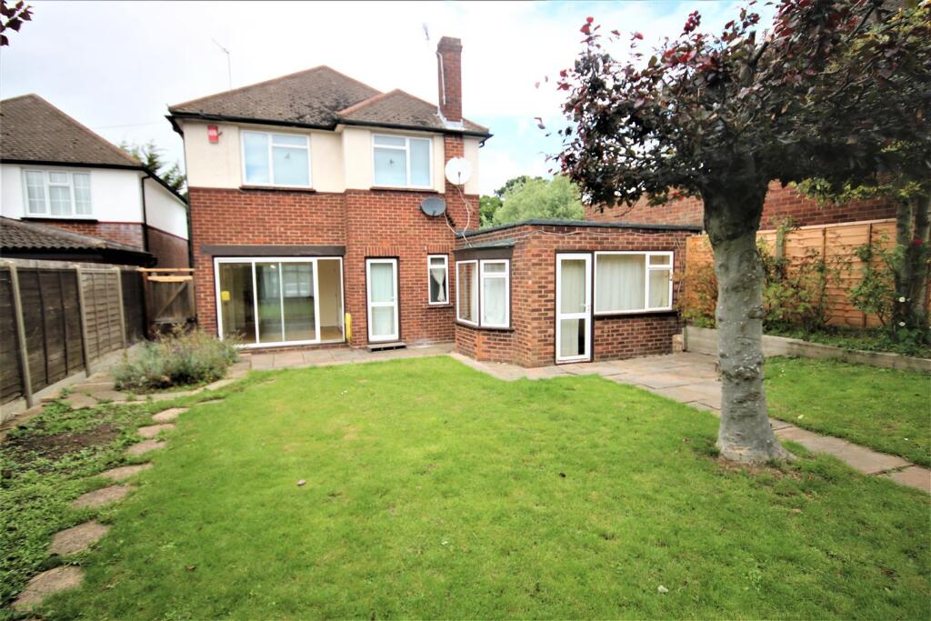 REAR ELEVATION OF PROPERTY &amp; GARDEN: