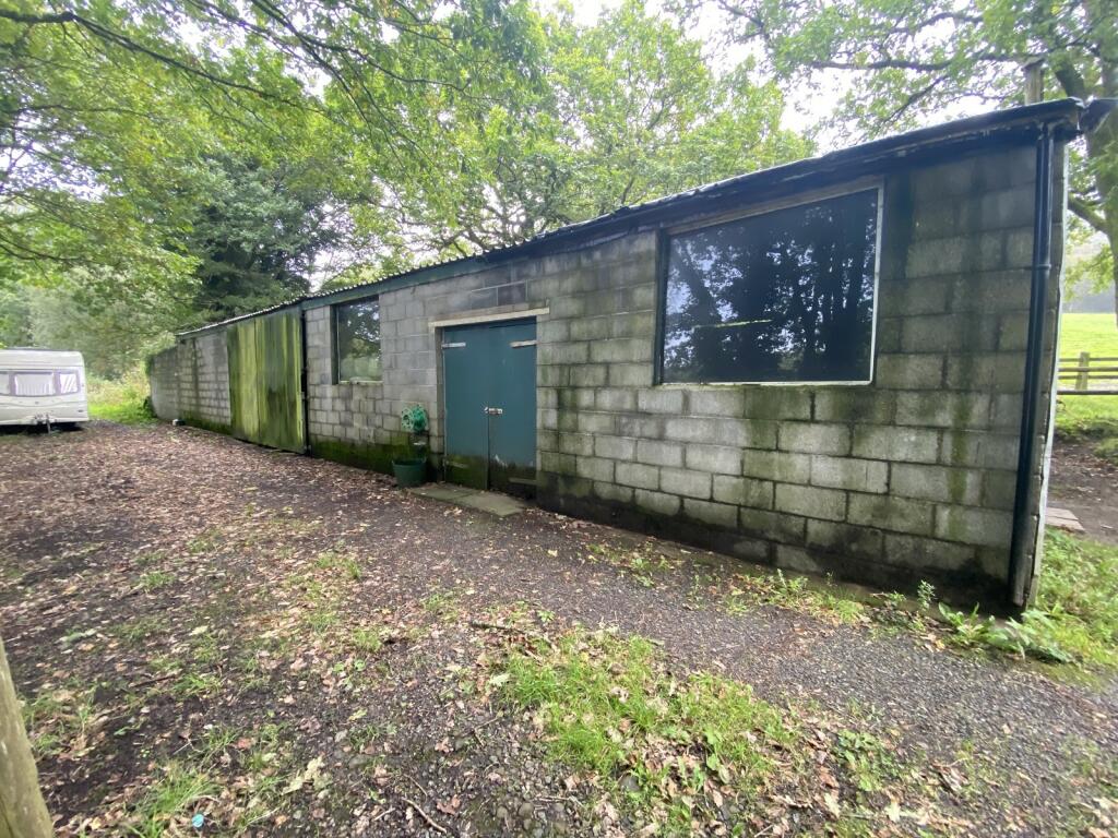 Vehicle store/stables