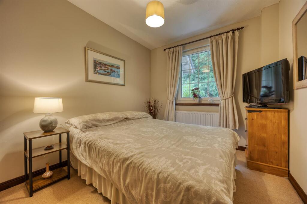 6_BROOMHILL_FARM_MEWS_KIRKINTILLOCH_013.JPEG