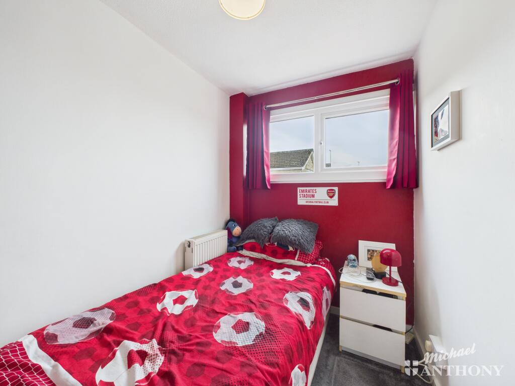 CAM02773G0-PR0355-STILL014