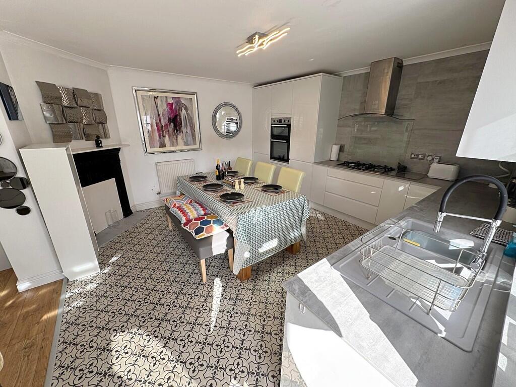 Kitchen Diner fro...