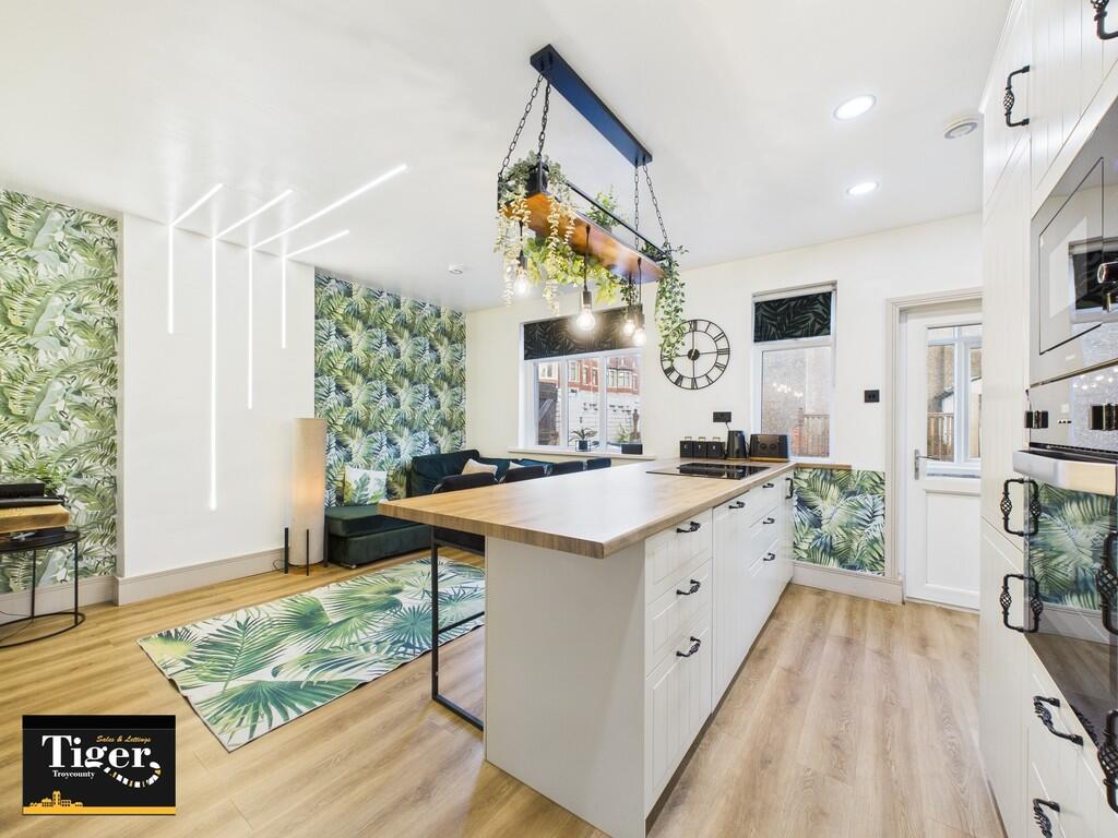 CAM03440G0-PR0460...