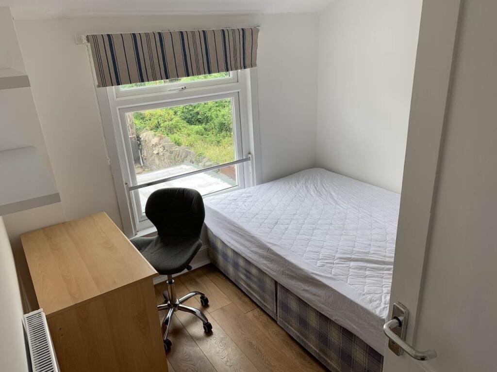First Floor Rear Bed