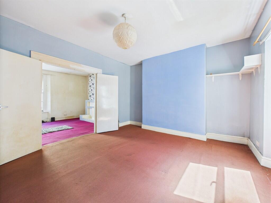 CAM03974G0-PR0141...