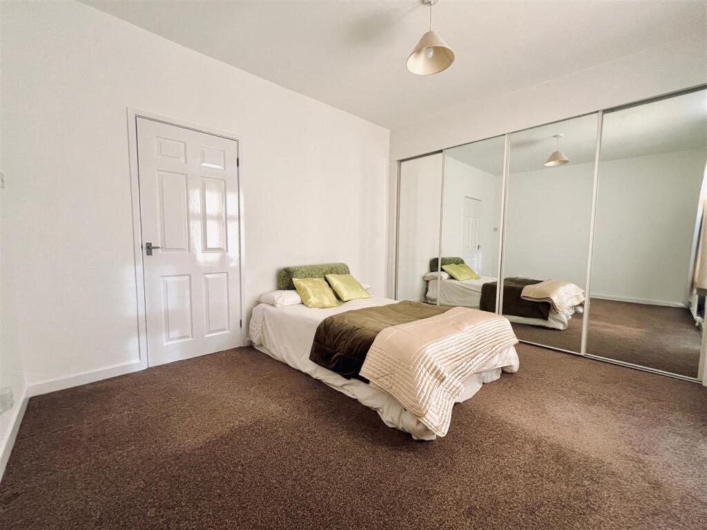 Bedroom 1 Aspect 2