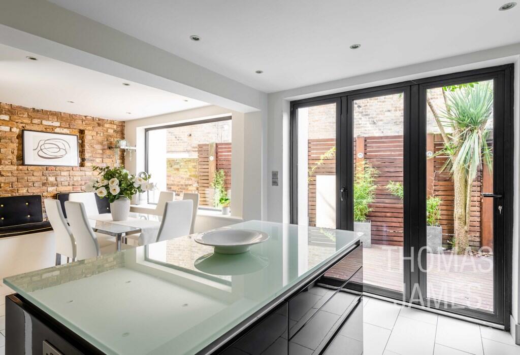 Vicars Moor Lane, glazed bi-folds to garden