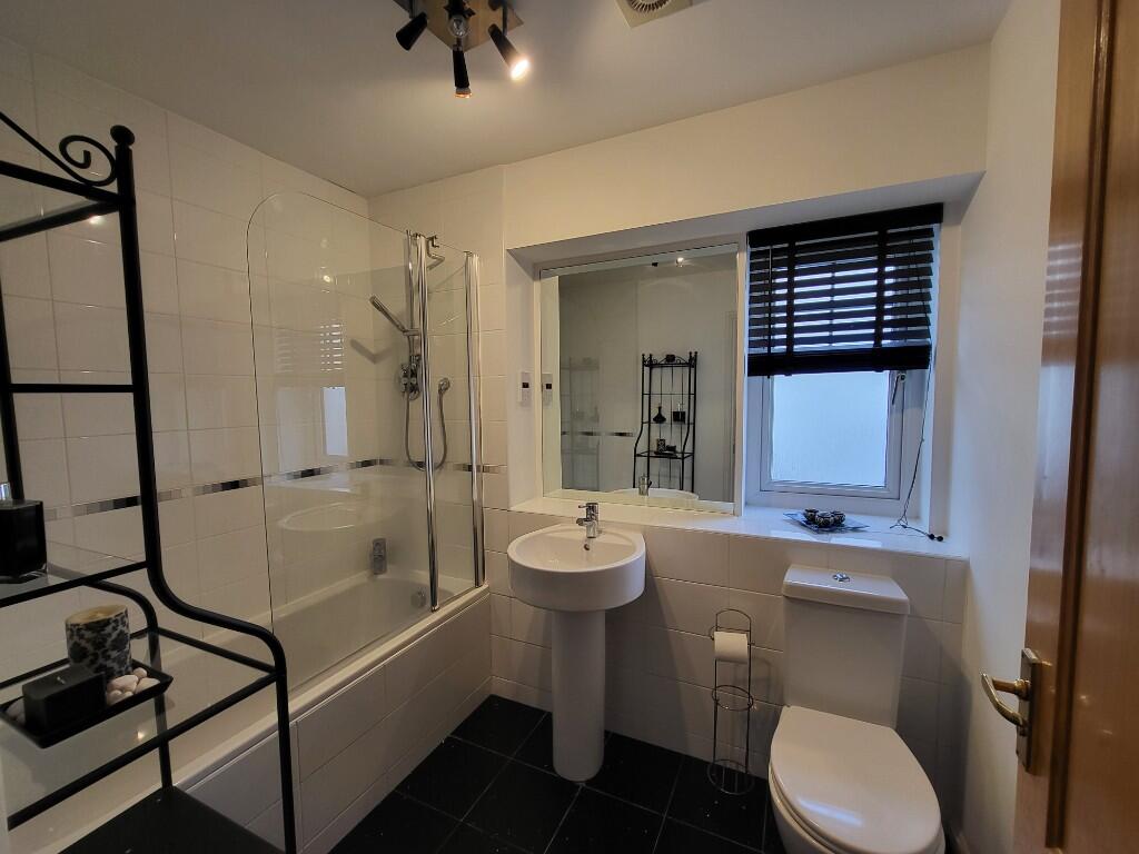 Family bathroom