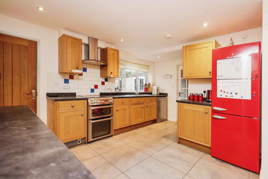 11hallgreenupton-upon-severnworcesterwr80nq-32