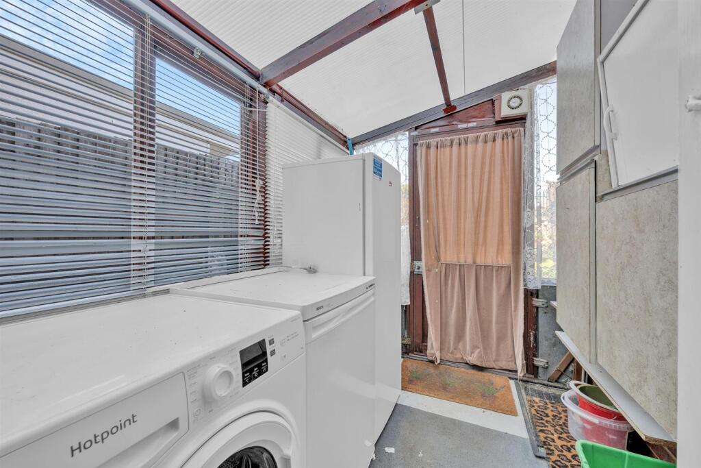 Lean-to