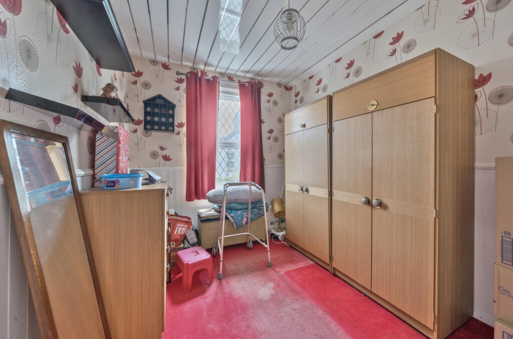 1306987-4-684984d...