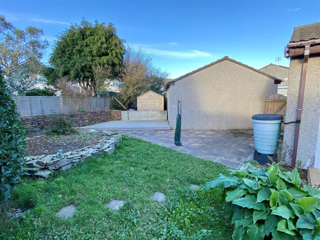 10 Gorse Close Garden