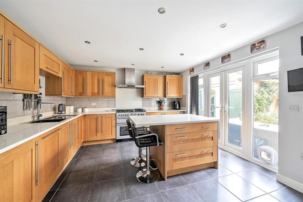 Kitchen/Breakfast Room