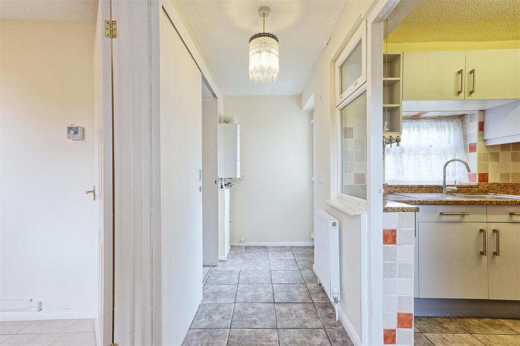 IMG_4208_09_10_easyHDR-interior3.jpg