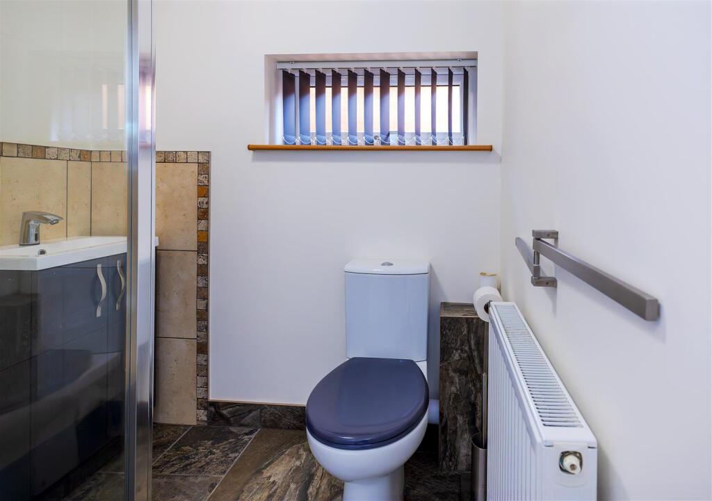 Guest cloakroom 1.1 SAPL8441-20250731-DxO_DeepPRIM