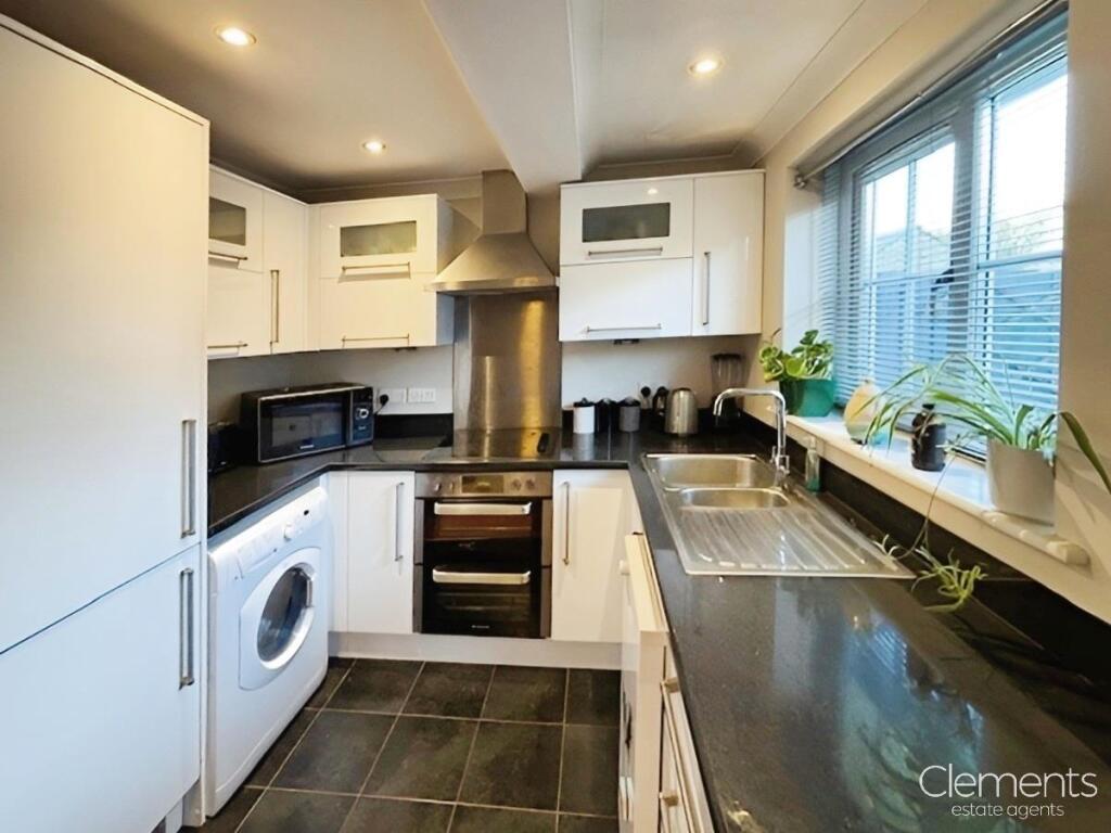 3ac60502-Kitchen 201.jpg