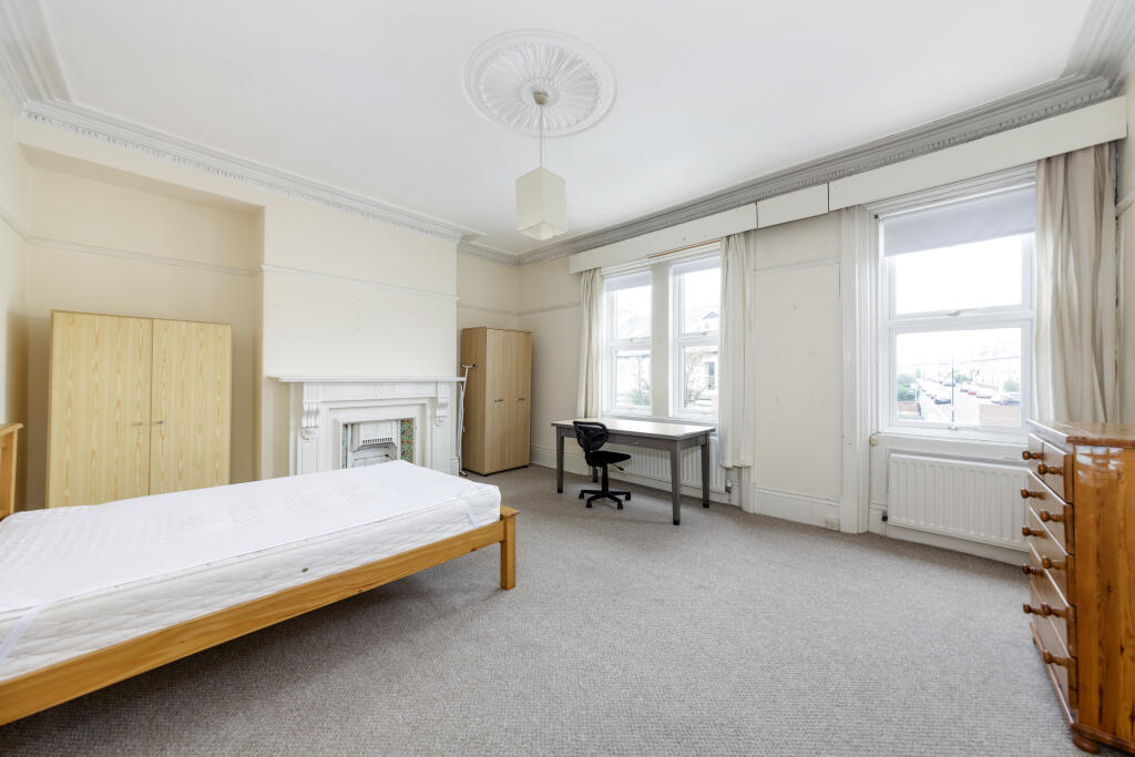 100 manor house road