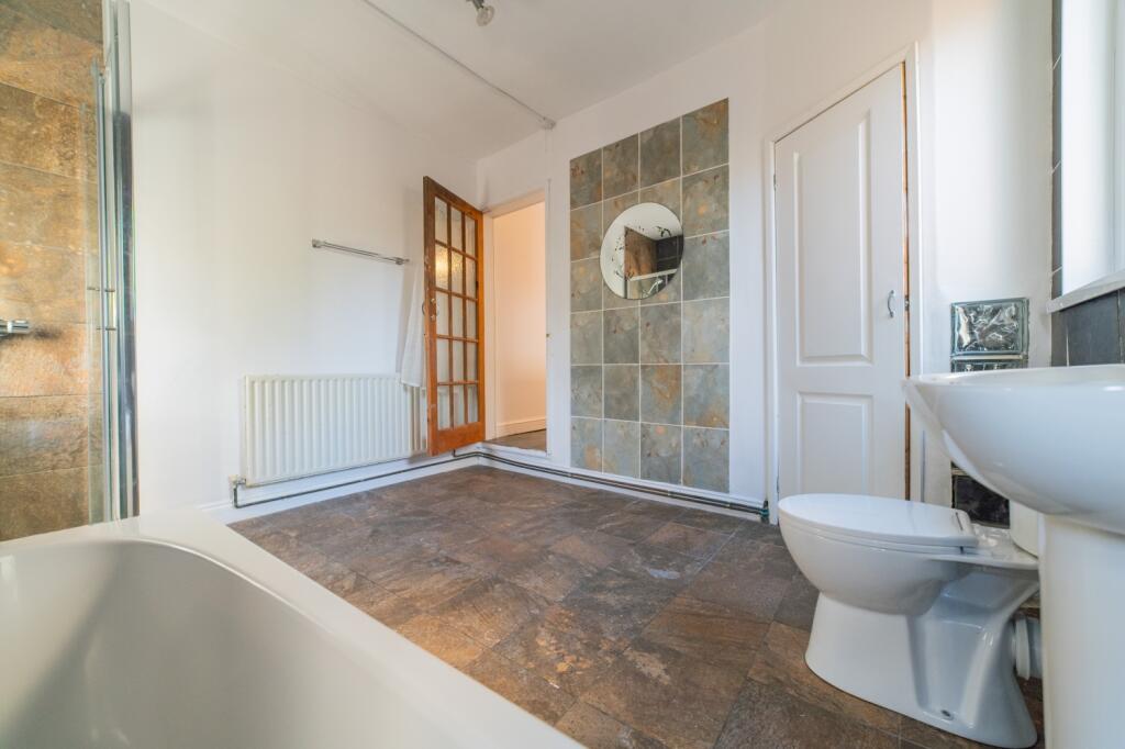 Call 02920 454555 to secure your viewing_10