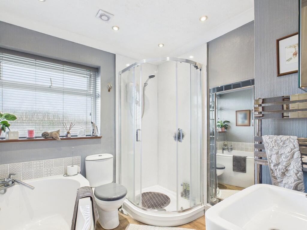 CAM03582G0-PR0142...