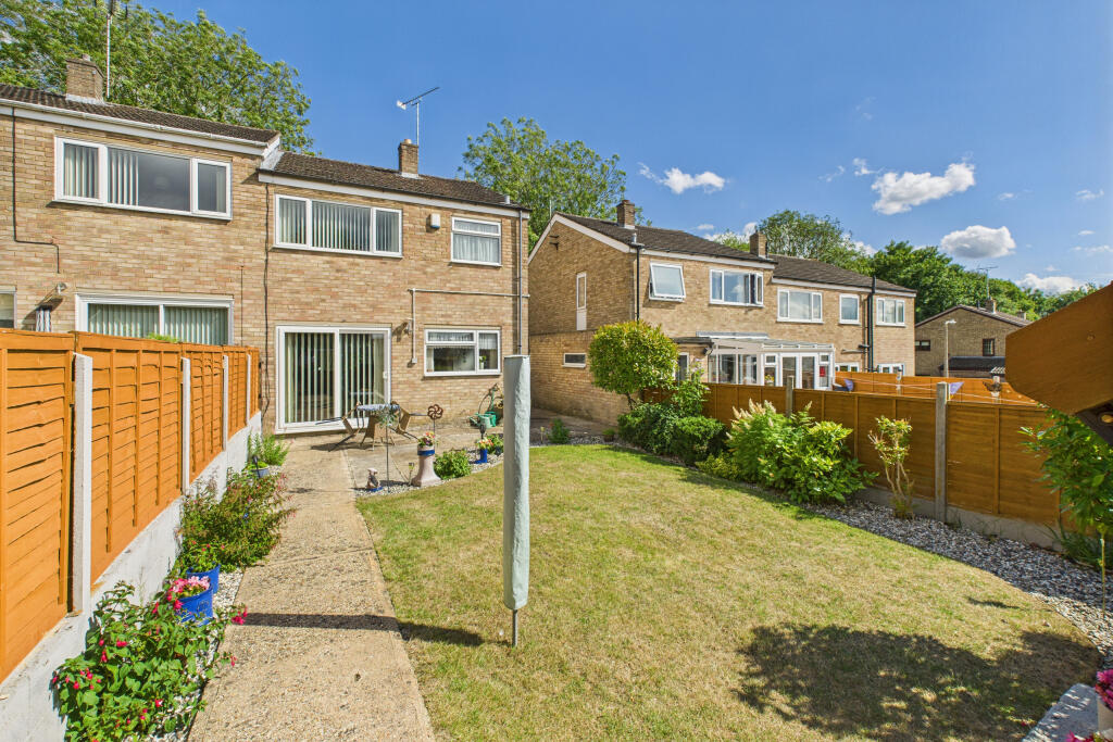 CAM05454G0-PR0021-STILL013