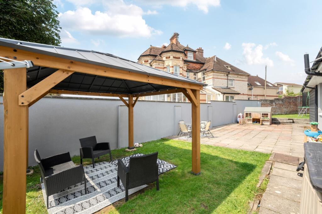 1331113-15-68921494bd3f9