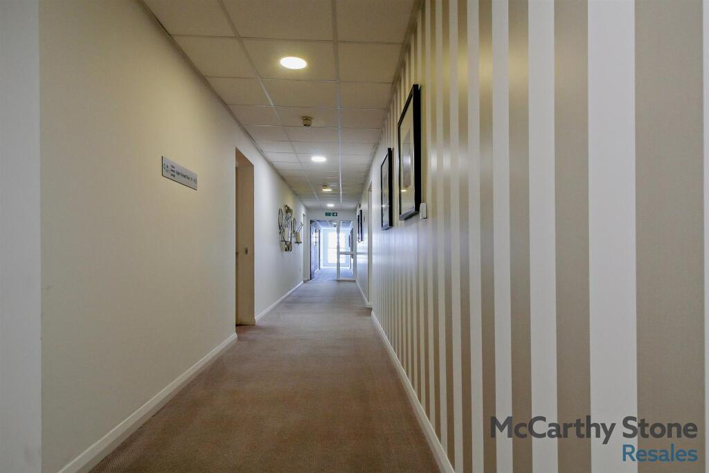 8647187-interior01-800.jpg