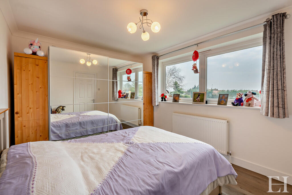 WM-8636330-interi...