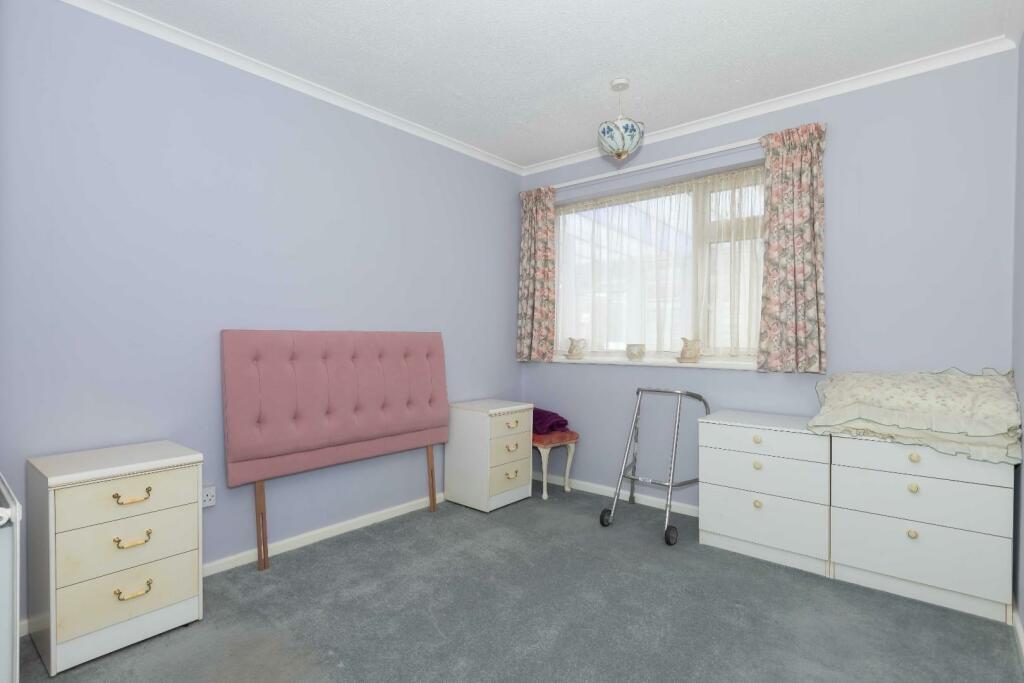 55 Brook Way_2.JPG