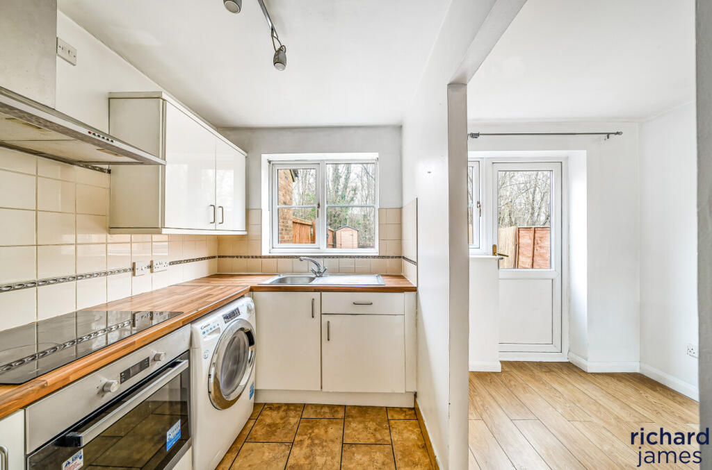 9aeb0ce4b19a4c23a18812219ae9eea1