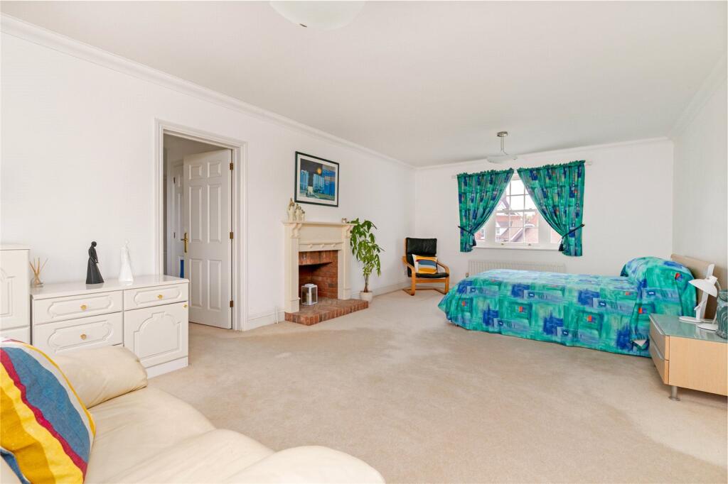 Principal Room