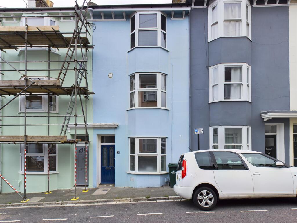 CAM00159P1-PR0120-STILL01.jpg