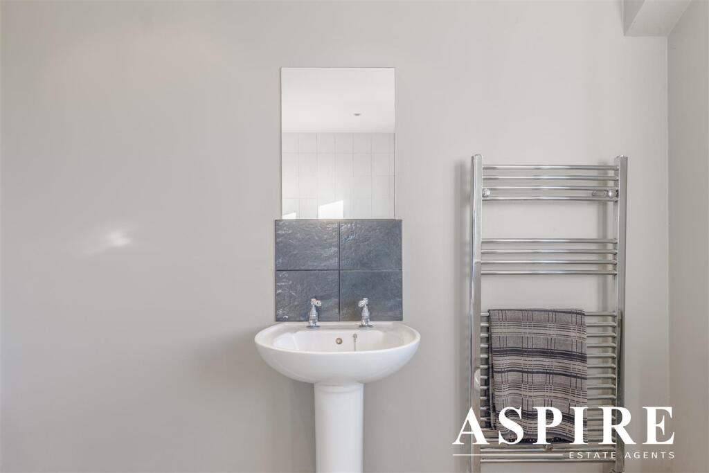 33 HAINAULT AVENUE-06-01-24-16.jpg