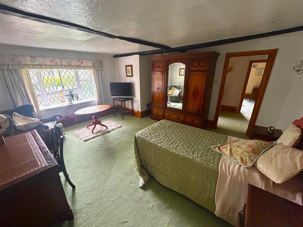 Bedroom 2.jpg