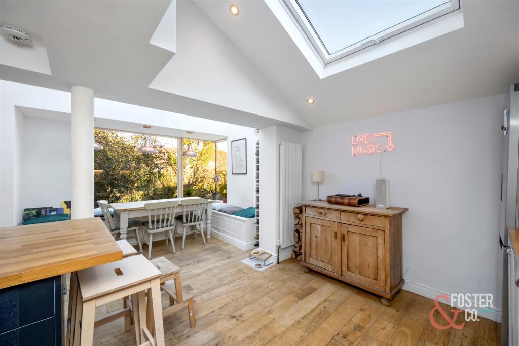 The Twitten 8-022.JPG