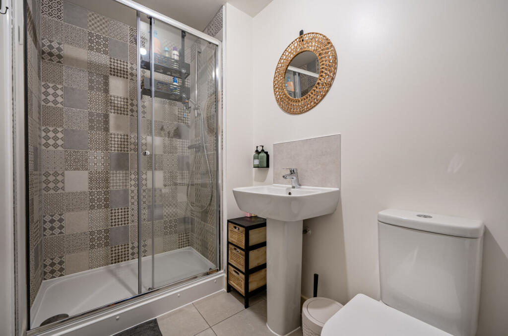 1362928-3-68dfbbc...